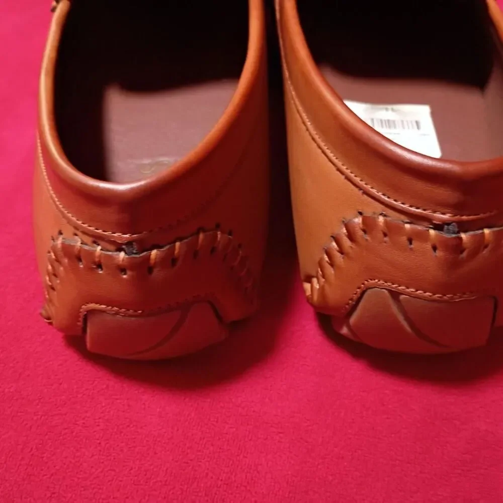 Guess Men's Brown and Tan Loafers